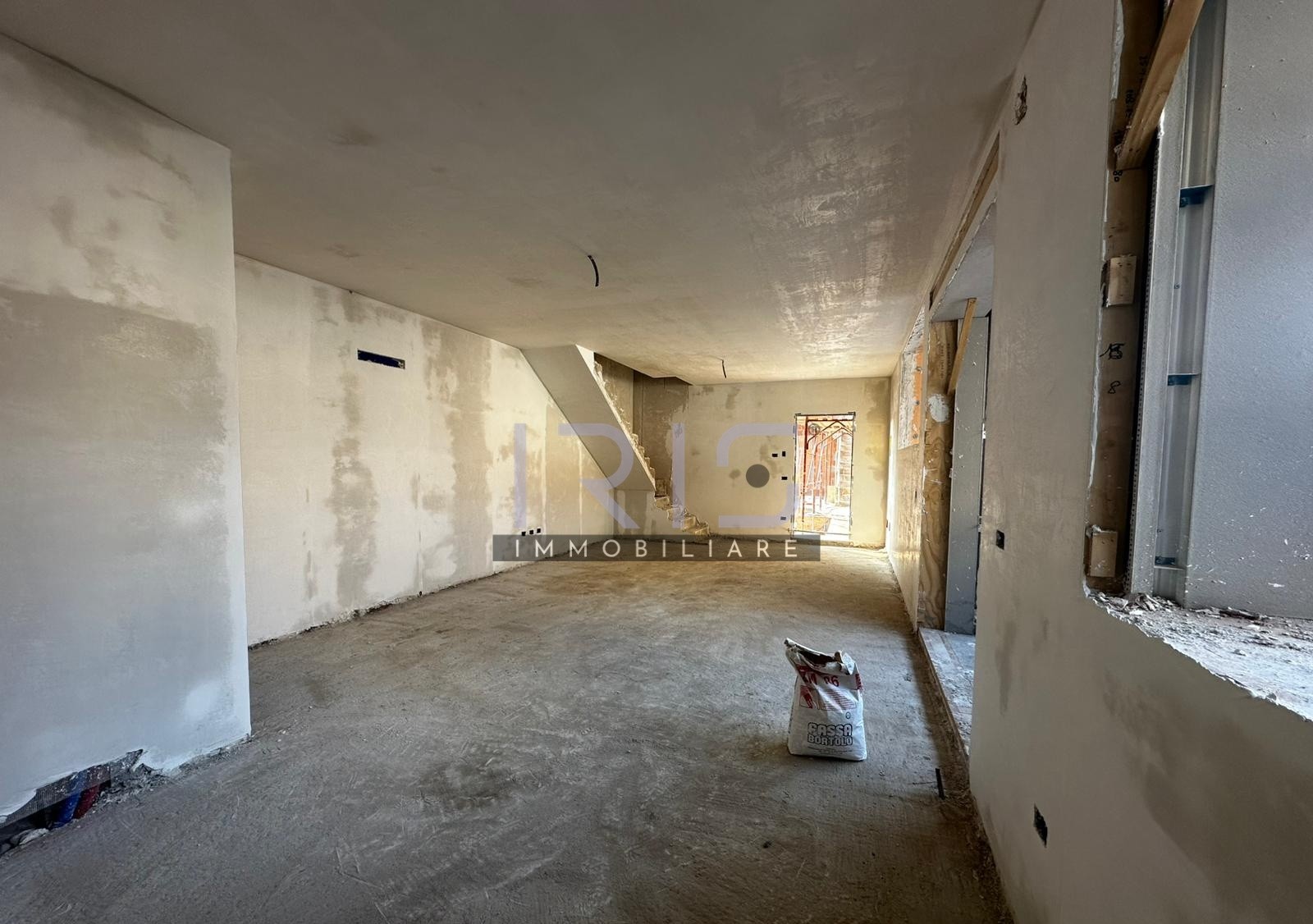 WhatsApp Image 2025-10-10 at 10.34.05