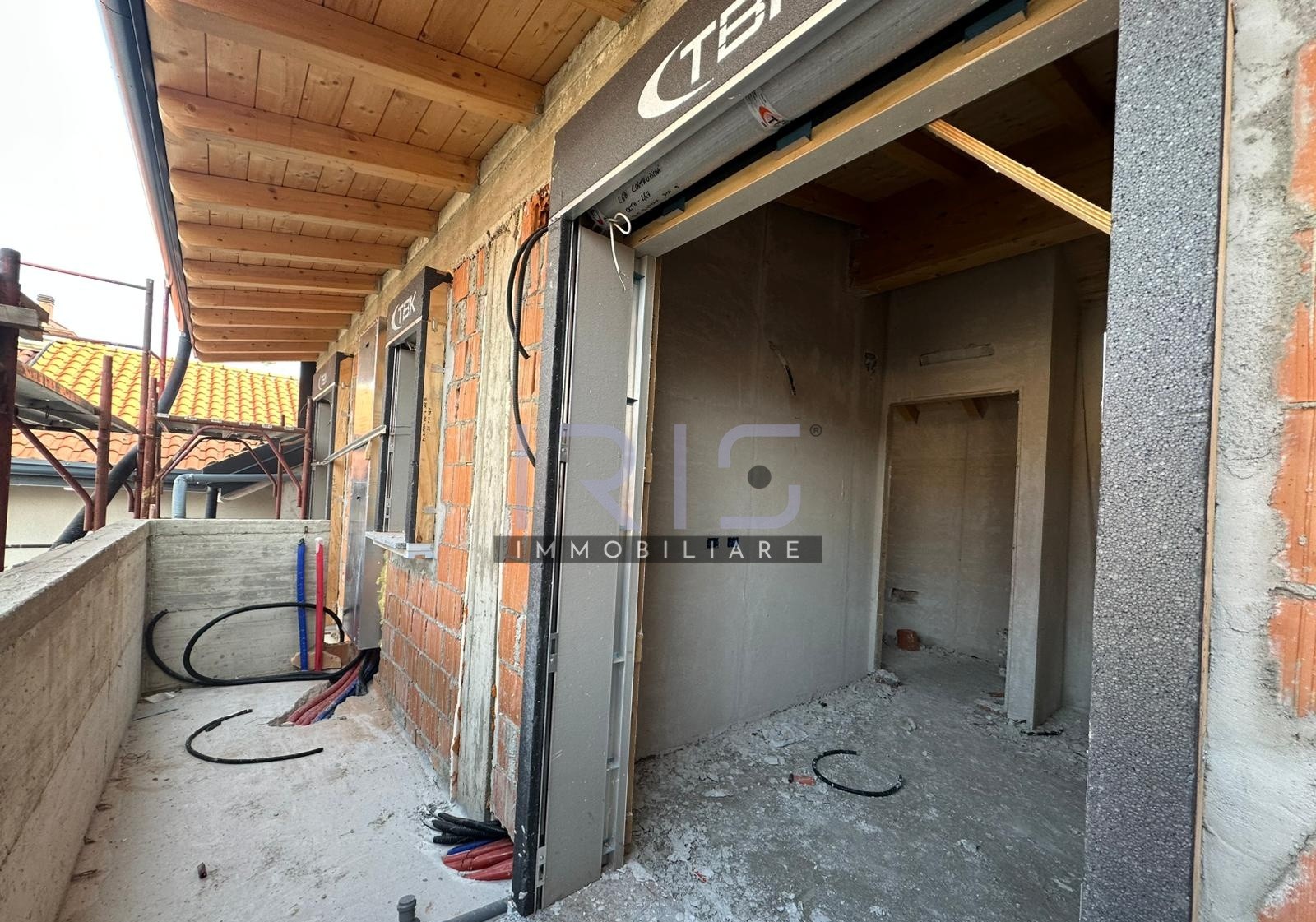 WhatsApp Image 2025-10-10 at 10.34.25 (1)