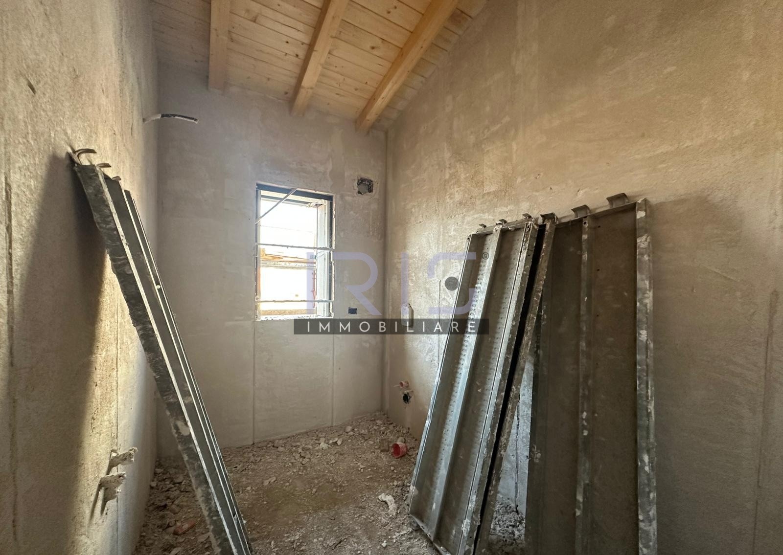 WhatsApp Image 2025-10-10 at 10.34.25 (2)