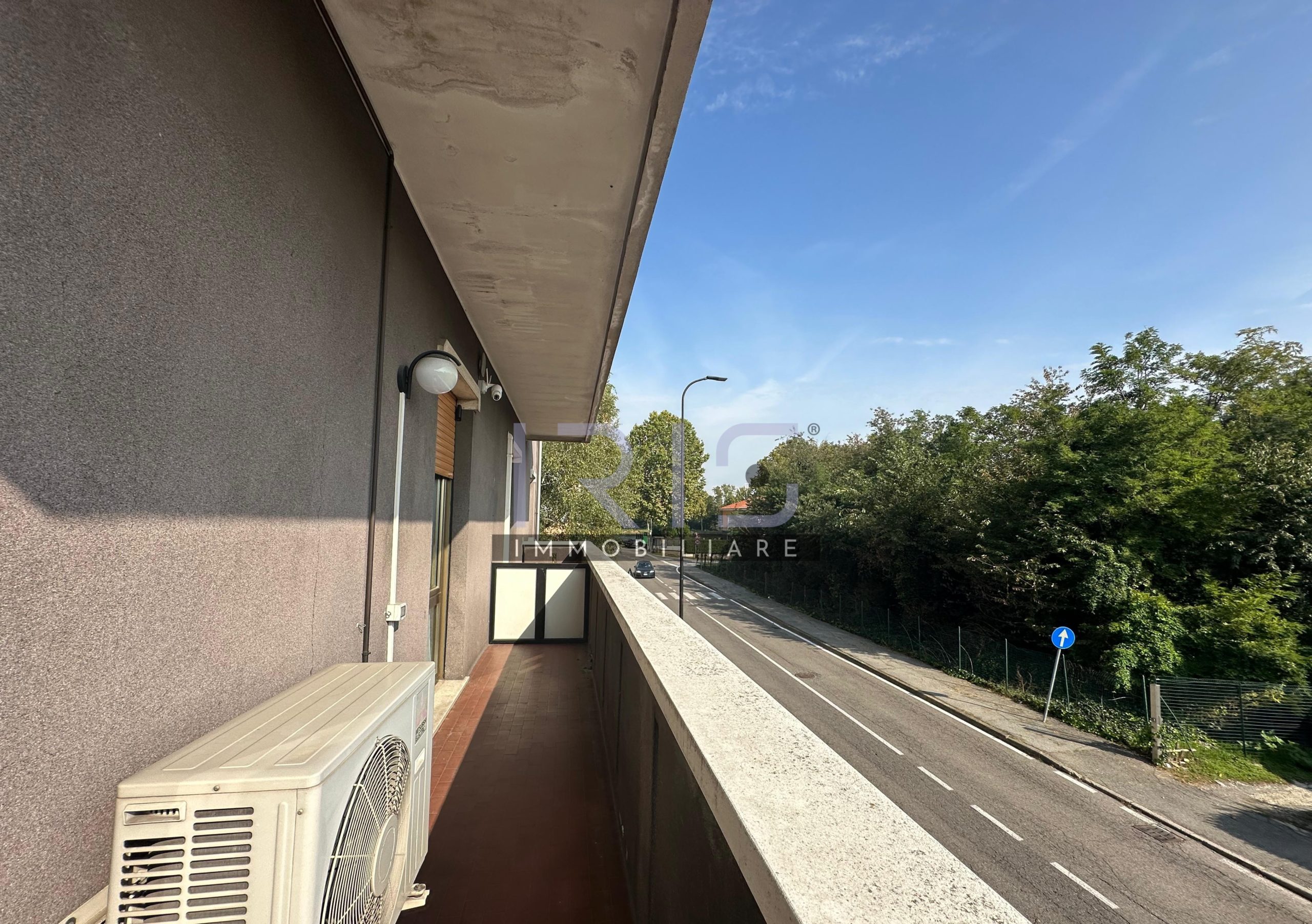 WhatsApp Image 2025-10-01 at 09.44.22