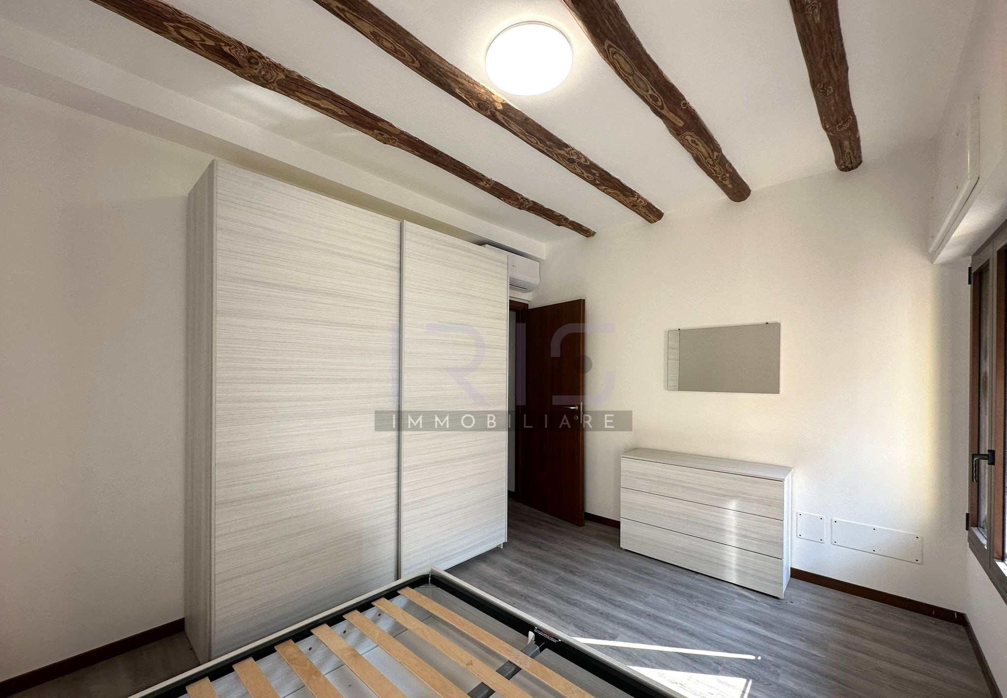 WhatsApp Image 2025-10-11 at 11.17.43