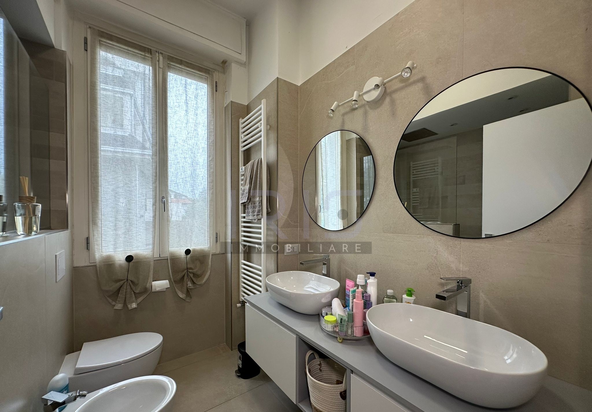 WhatsApp Image 2025-10-16 at 09.48.21 (1)