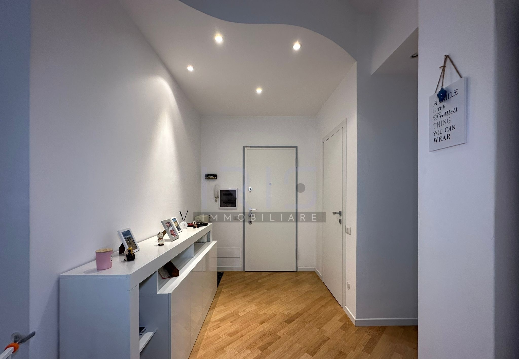 WhatsApp Image 2025-10-16 at 09.48.26 (1)