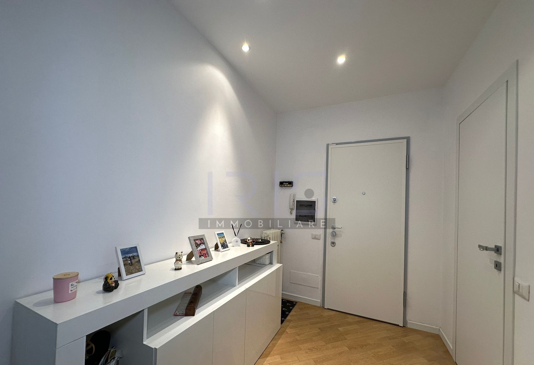 WhatsApp Image 2025-10-16 at 09.48.26 (2)