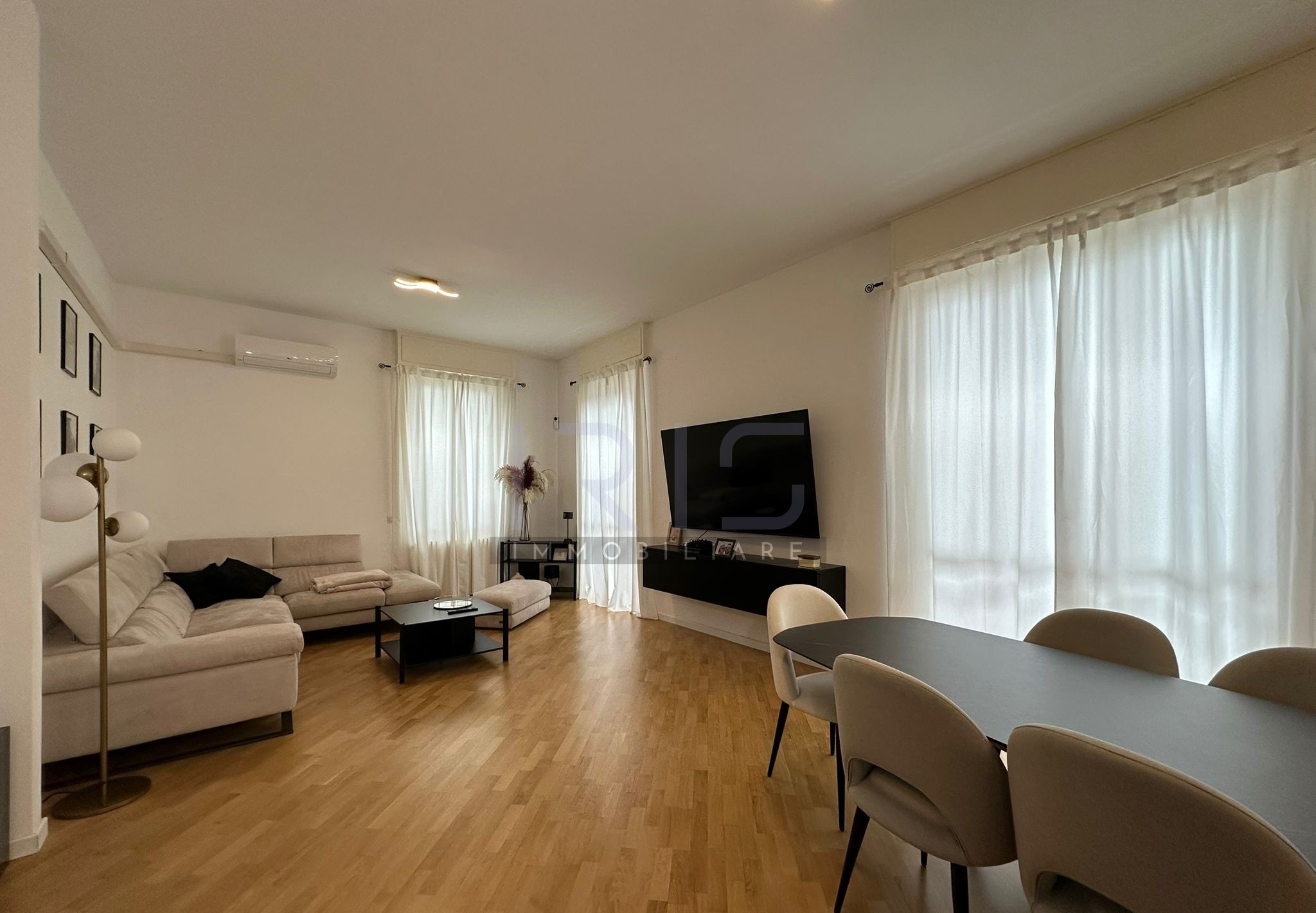 WhatsApp Image 2025-10-16 at 09.48.27 (2)