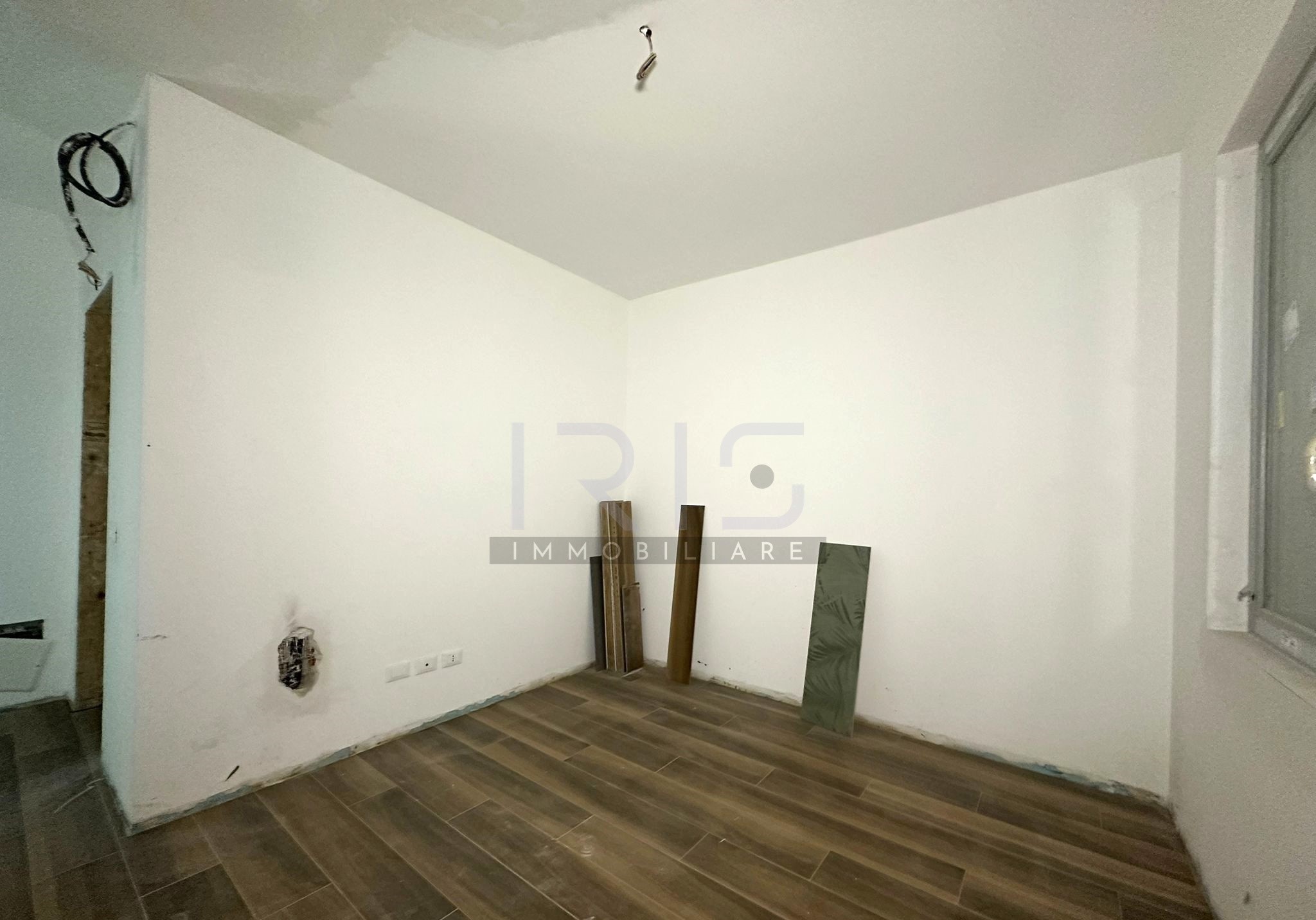 WhatsApp Image 2025-10-21 at 09.50.38