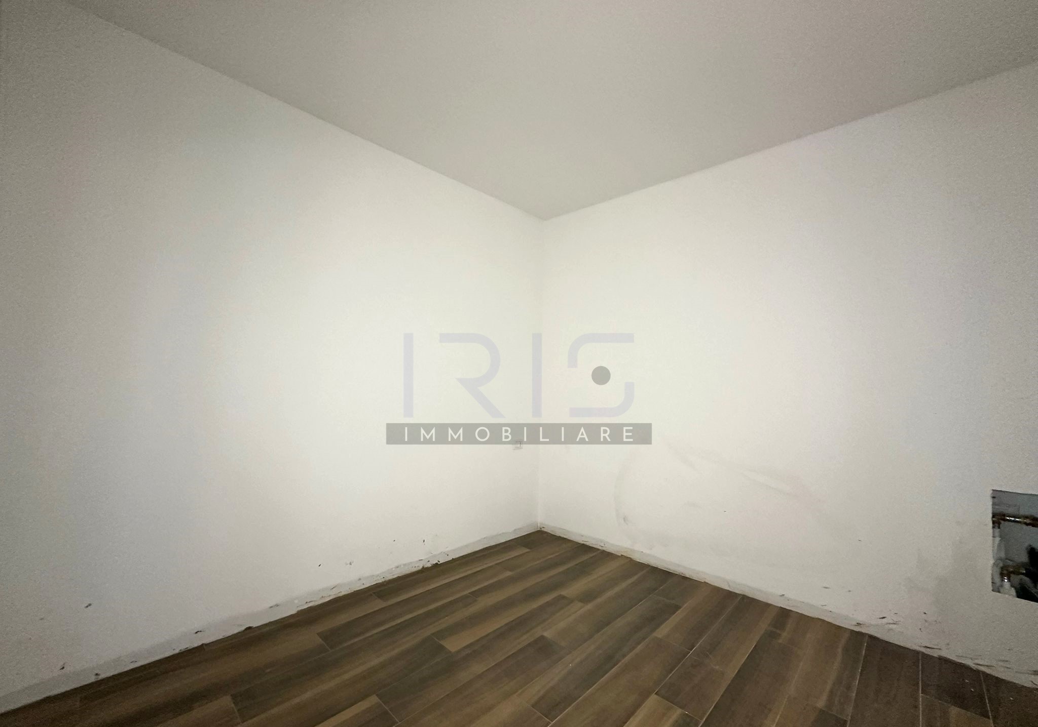 WhatsApp Image 2025-10-21 at 09.50.40 (1)