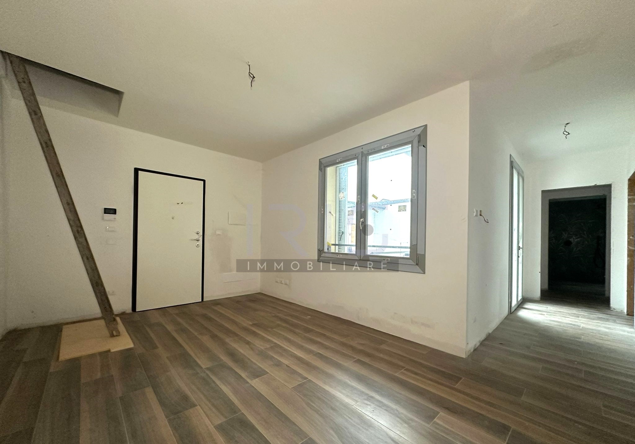 WhatsApp Image 2025-10-21 at 09.50.41