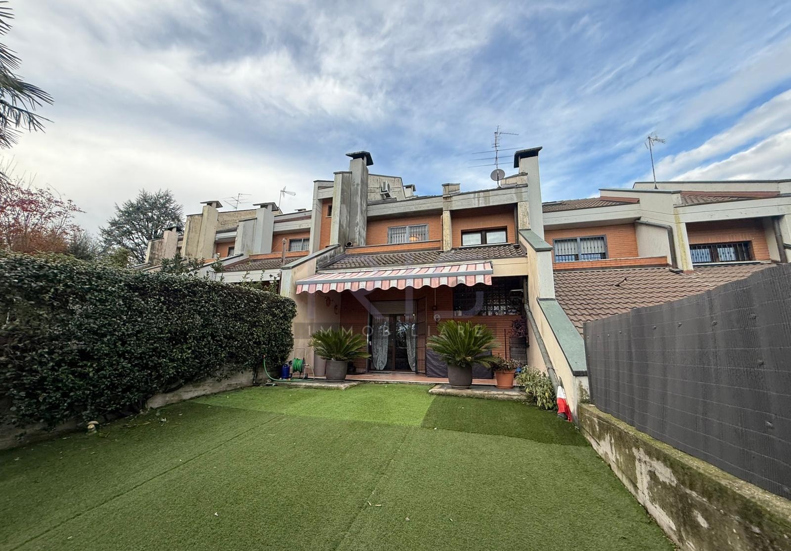 WhatsApp Image 2025-11-17 at 17.01.02 (1)