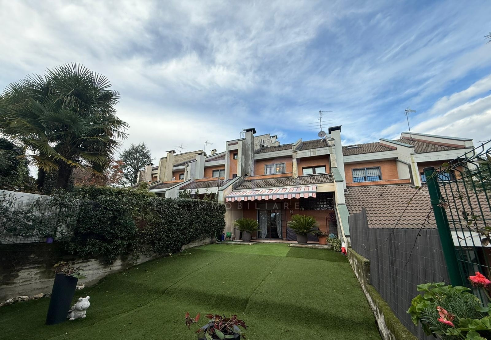 WhatsApp Image 2025-11-17 at 17.01.02 (2)