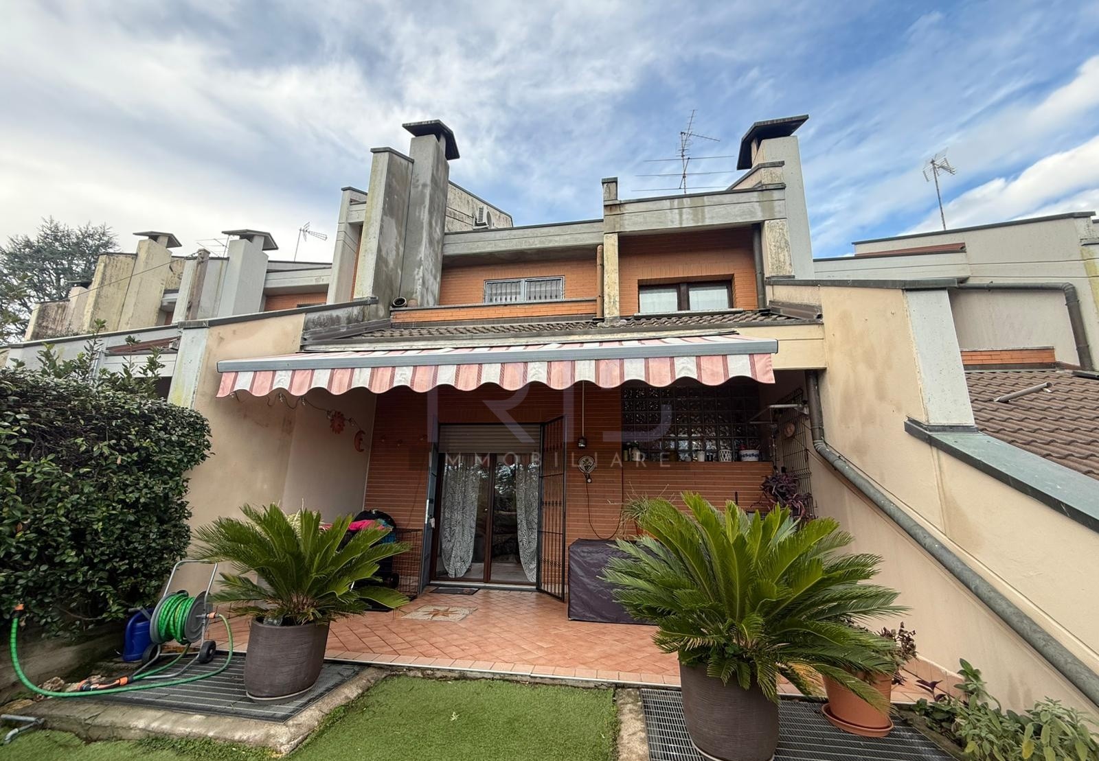 WhatsApp Image 2025-11-17 at 17.01.02