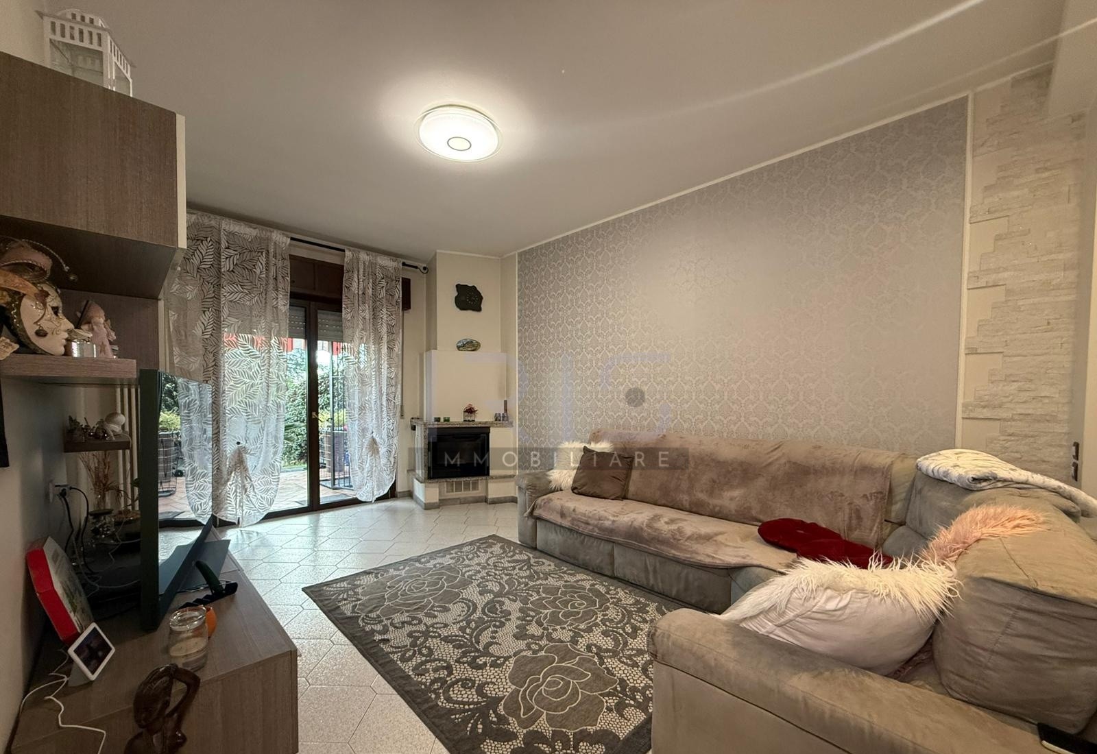 WhatsApp Image 2025-11-17 at 17.01.07