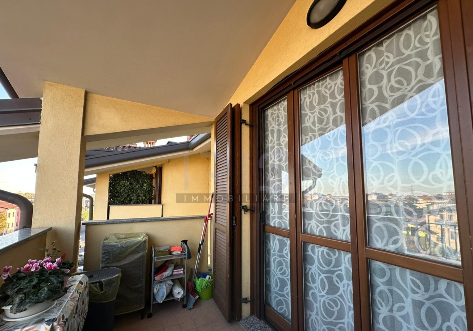 WhatsApp Image 2025-11-06 at 10.20.52 (1)