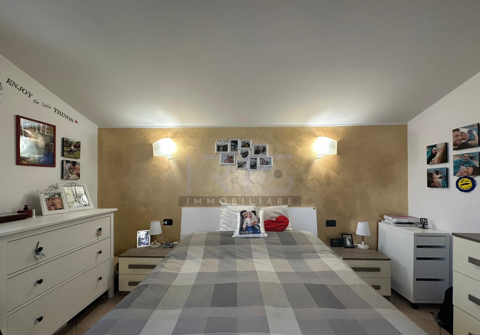 WhatsApp Image 2025-11-06 at 10.20.56 (1)