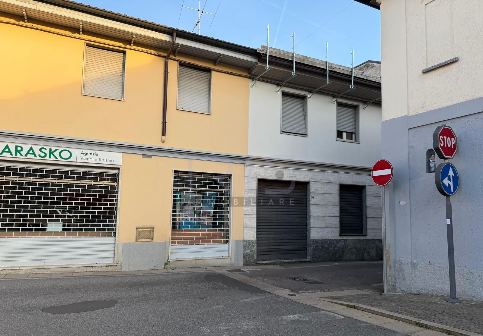 WhatsApp Image 2025-11-13 at 16.18.57 (1)